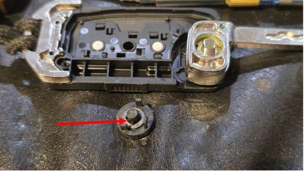 Set of 4 pcs. alarm button blockers for KEY FOB 4